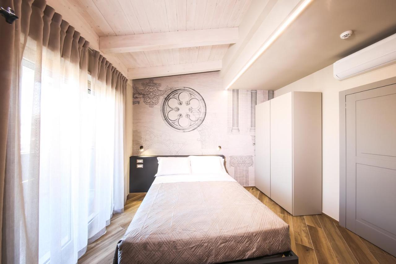 Vicolo Malavolta 7 Rooms&Suites Pedaso Esterno foto