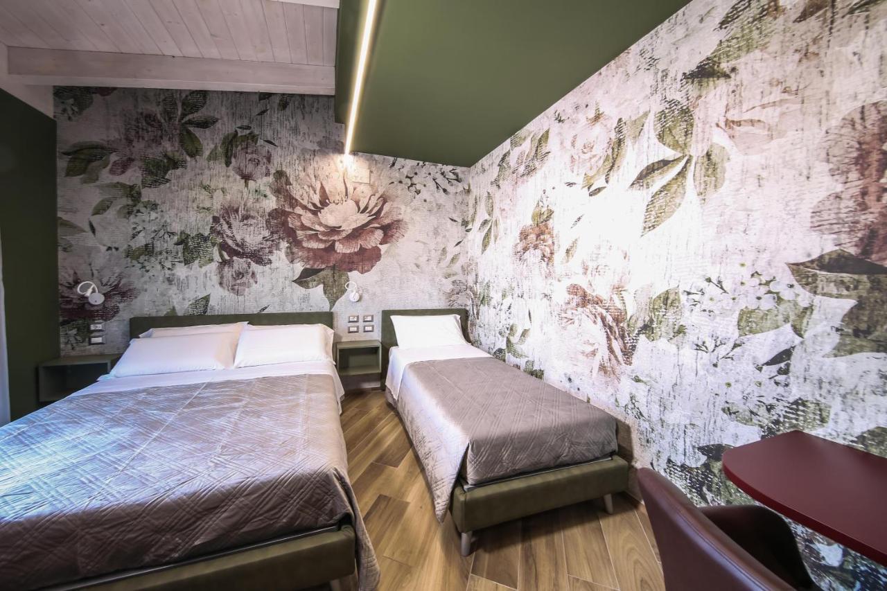 Vicolo Malavolta 7 Rooms&Suites Pedaso Esterno foto